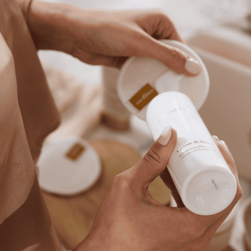 Velvet Pouch - Facial Routine